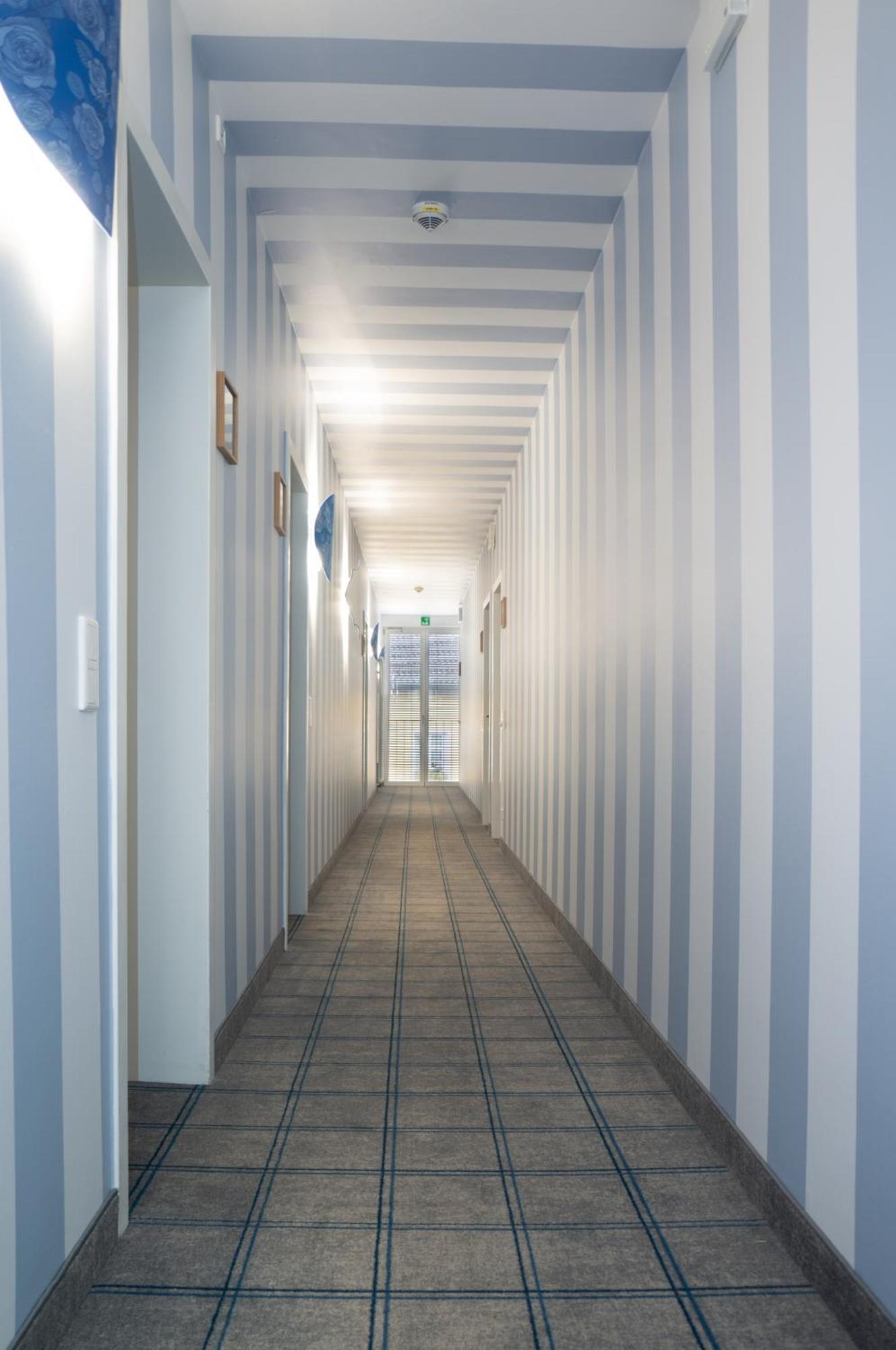 Hotel Koenig Ludwig II Garching bei München Exterior foto