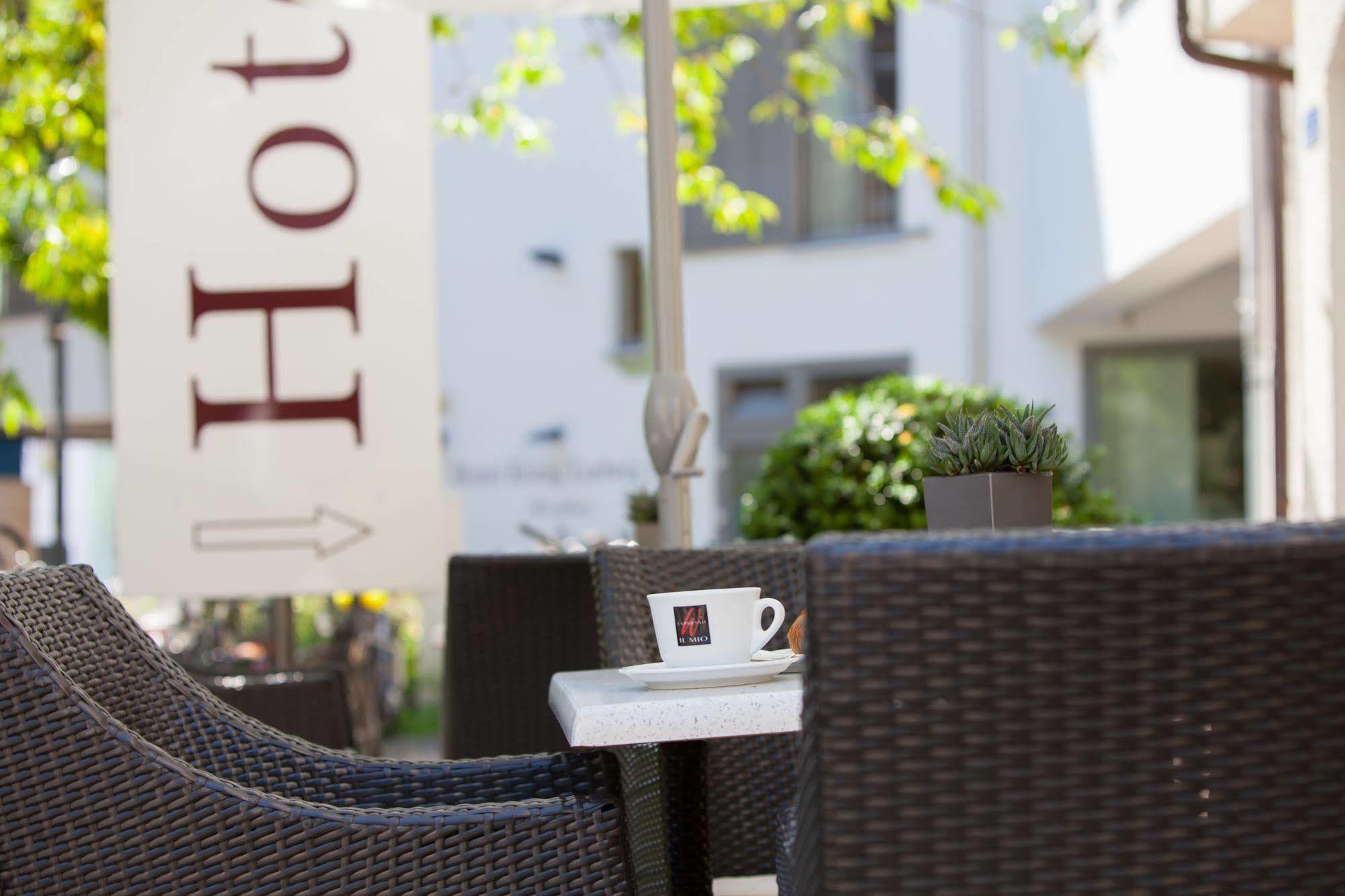 Hotel Koenig Ludwig II Garching bei München Exterior foto